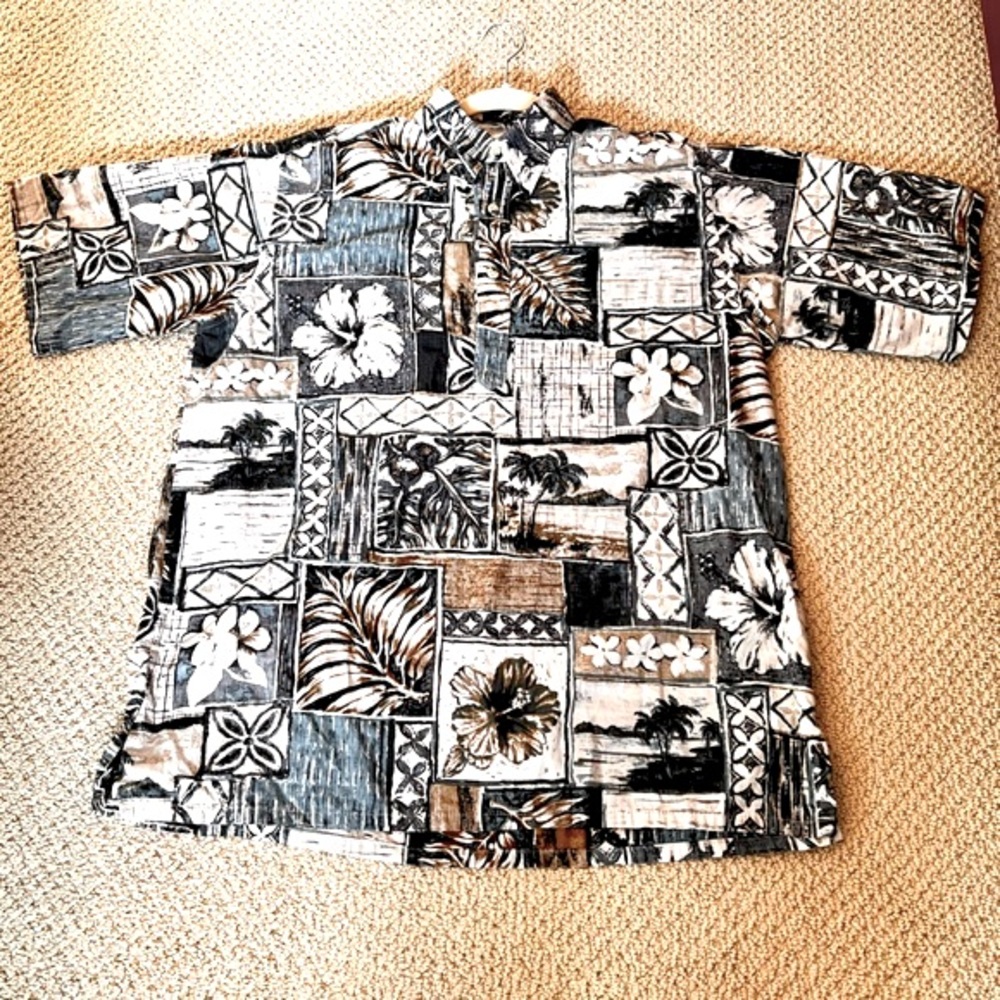 GO BAREFOOT Hawaiian Print Aloha Shirt Button Up Short Sleeve Large EUC